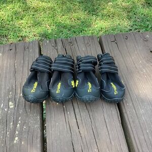 Truelove Dog Boots Paw Protectors Waterproof Hiking Outdoor Pet Shoes Set of 4